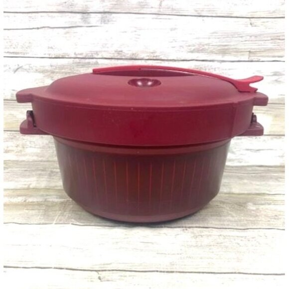Tupperware 7643A-1 3L Microwave Pressure Cooker Red Durable Plastic Steamer - Picture 2 of 13